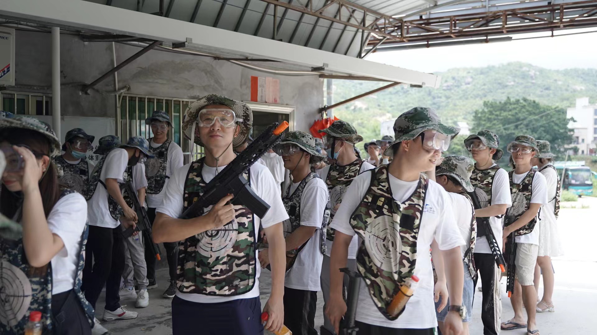 EMC易倍厂庆 EMC易倍厂庆