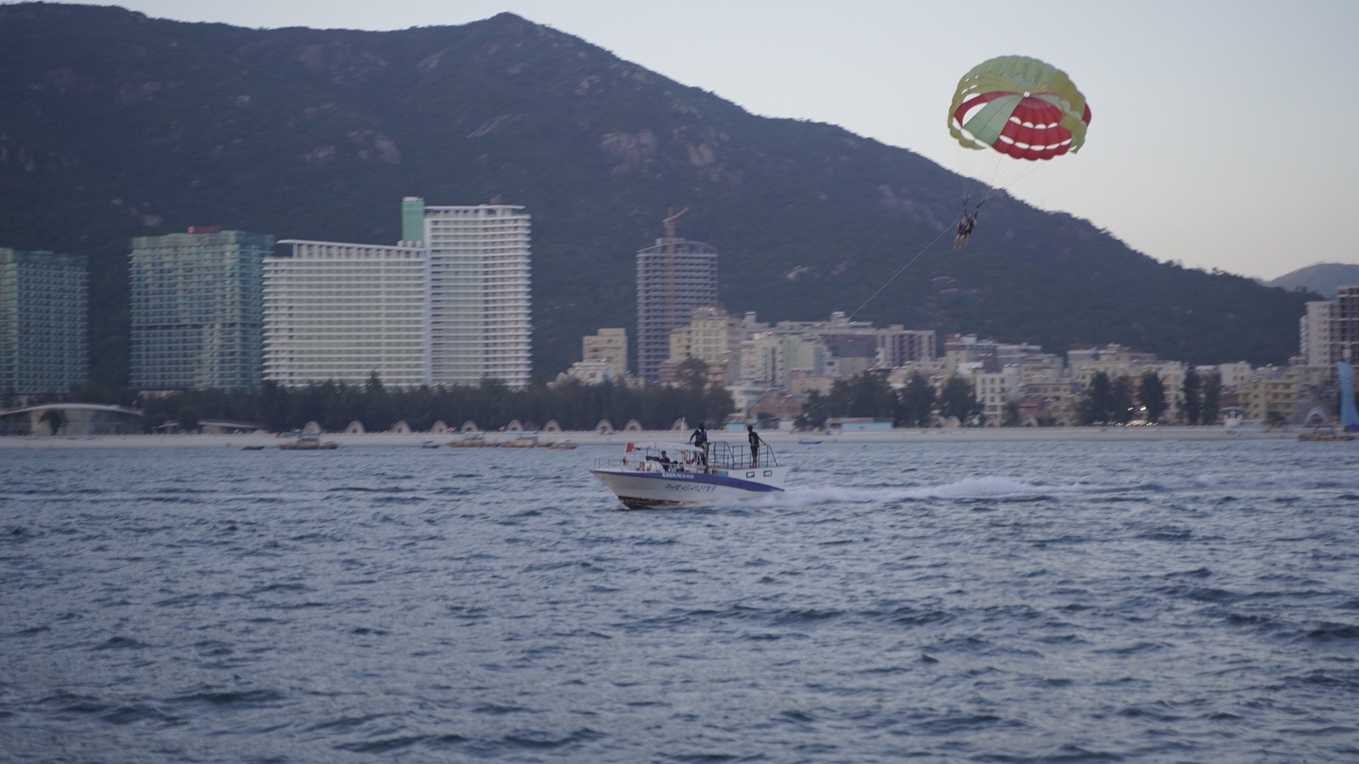 EMC易倍厂庆 EMC易倍厂庆