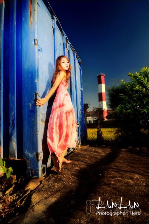 把妹摄影学-离机闪与偏光镜的妙处 把妹摄影学-离机闪与偏光镜的妙处