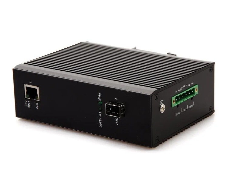 高速率光纤收发器推动光学引擎发展 