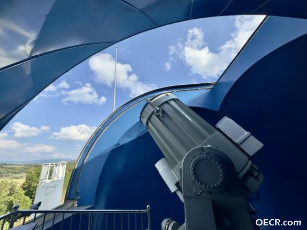 地月空间激光测距中的光学元件技术解析