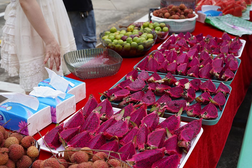 EMC易倍趣味活动甜点水果